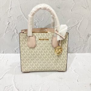 MICHAEL KORS Mercer Medium Signature