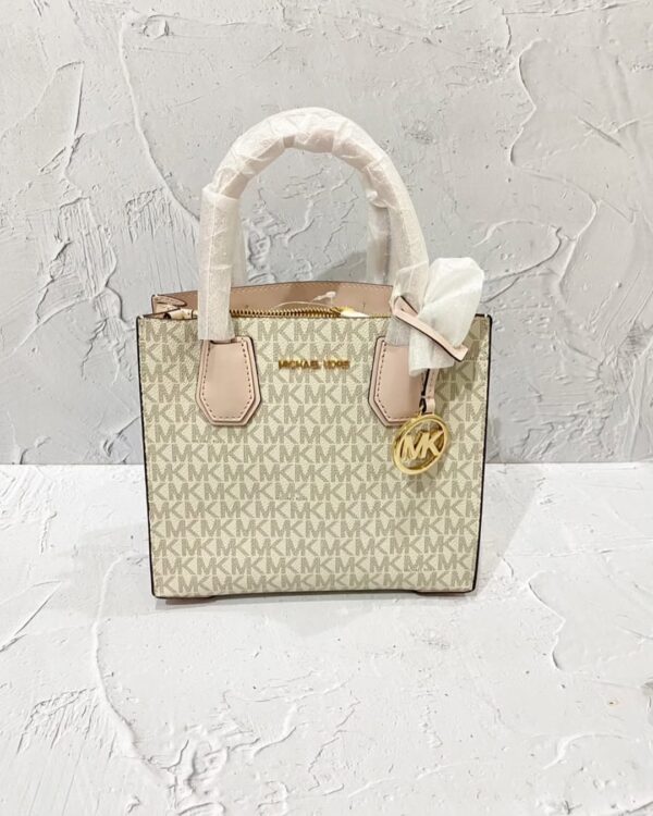 MICHAEL KORS Mercer Medium Signature