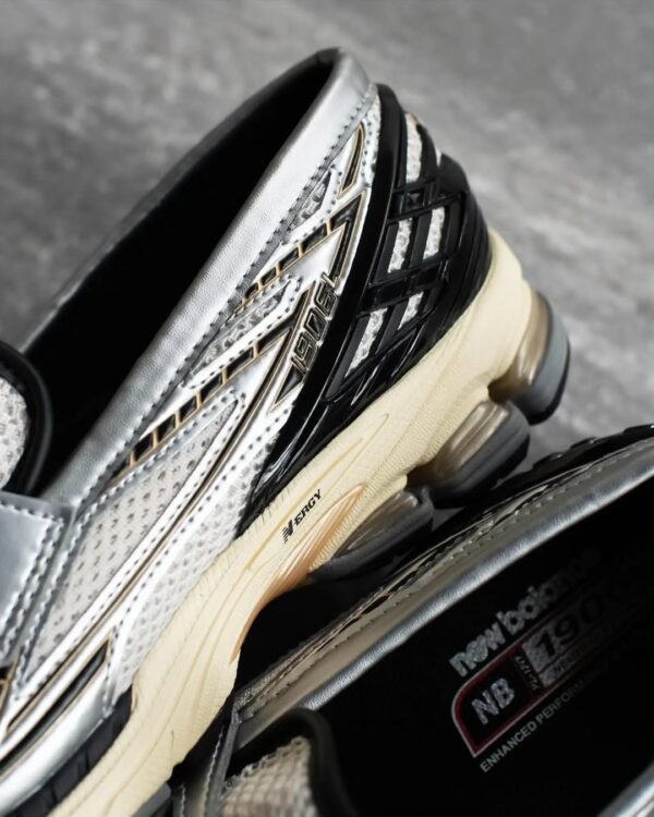 New Balance 1906L Silver Metallic Cream - Gambar 3